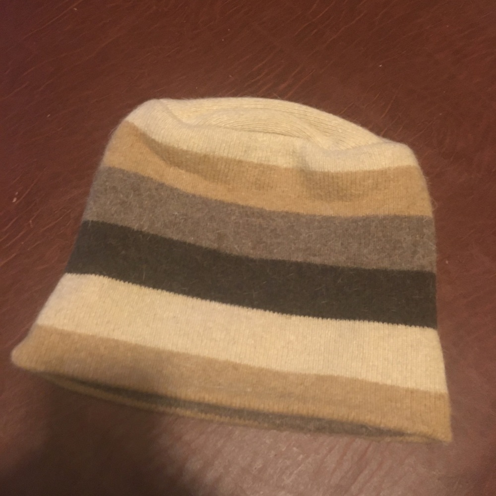 Angora / Wool Knit Cap Winter Hat Beanie Italian Soft OS